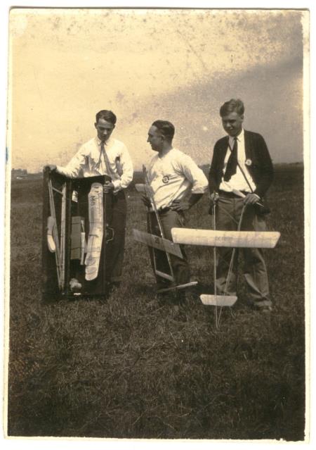 Photograph from the history of Illinois Model Aero Club, page 9